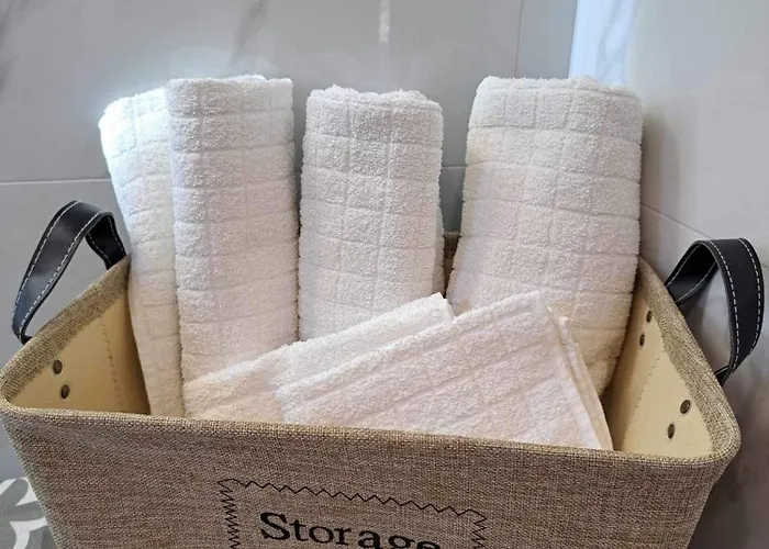 Eclectic With Stone Βόλος