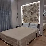 Eclectic With Stone * Βόλος