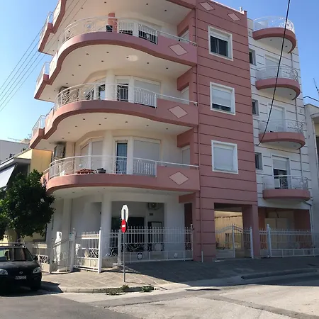 Eclectic With Stone Appartement Vólos