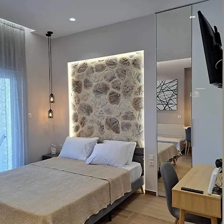 Apartment Eclectic With Stone
